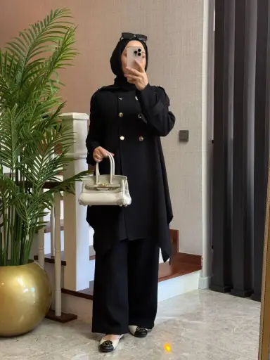 T-6942 طقم الازرار الذهبيه